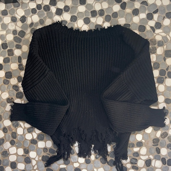 Black LF Cropped Sweater - Picture 1 of 2